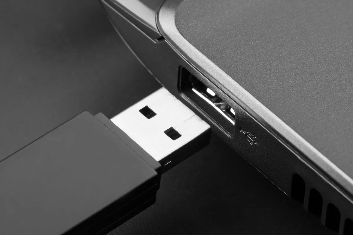 HP Laptopta USB Girişi Çalışmıyor – Neden Olur, Nasıl Düzeltilir?