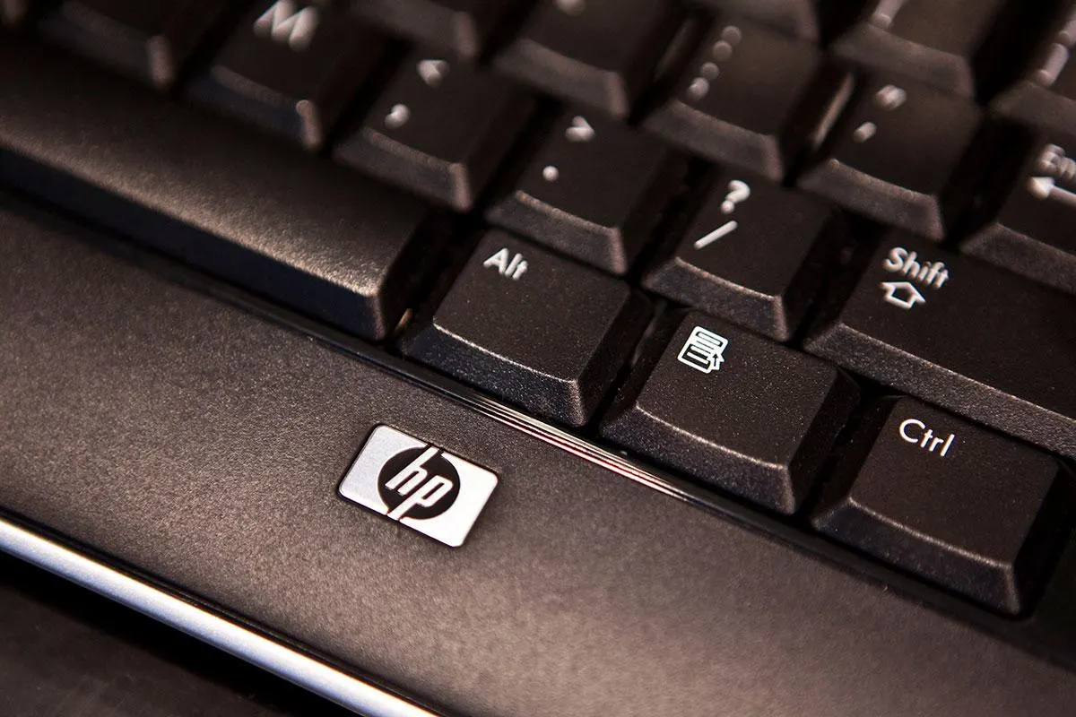 HP Klavye Tuşu Takılı Kalıyor